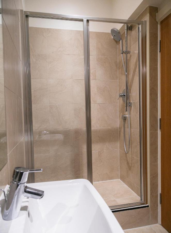 Regent House Deluxe 2 Bedroom Apartment Гаррогейт Екстер'єр фото